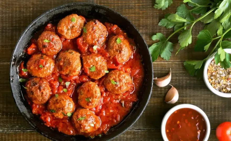 Albóndigas en salsa perfectas - El secreto de la jugosidad