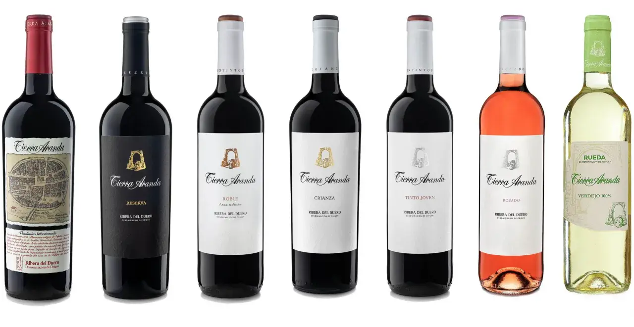 Variedad de **mejores vinos de Aranda de Duero** de la marca Tierra Aranda: tintos reserva, roble, crianza, tinto joven, rosado y blanco verdejo.